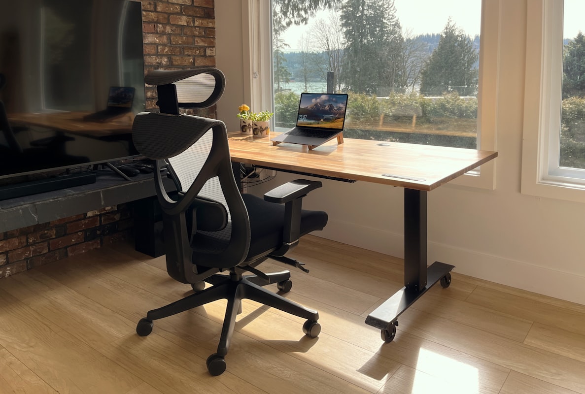 Ergonomische werkplek met correcte monitorhoogte